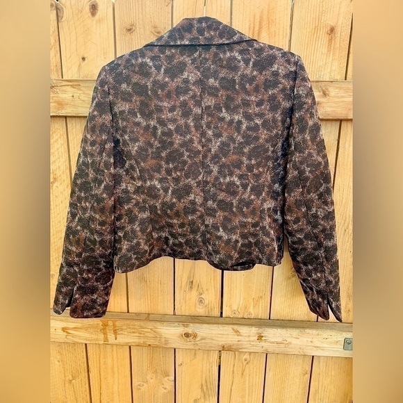 COLLECTIONS by Le Suit PLUS SIZE CROP SHOULDER PADS METALLIC BLAZER JACKET NWOT - Picture 2 of 5